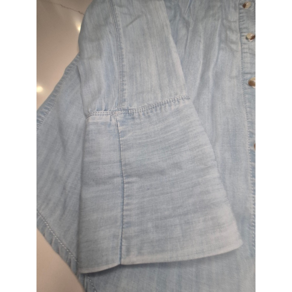 Hatley Womens Light Wash Lyocell Denim Button Down Shirt Small Blue Striped Trim - Picture 6 of 10
